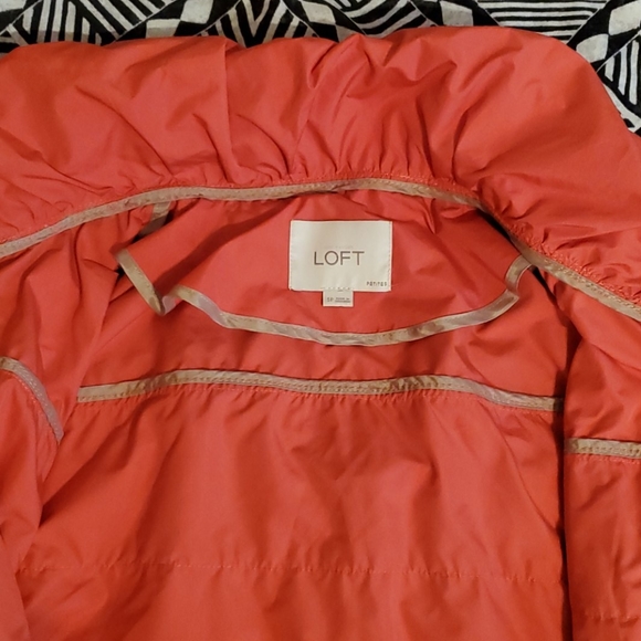 LOFT Tiered Windbreaker Jacket - Picture 4 of 4